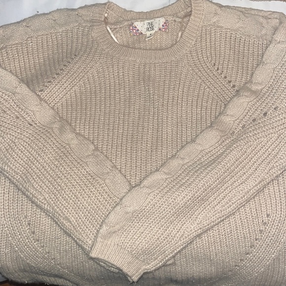 Cream Sweater - Picture 1 of 2